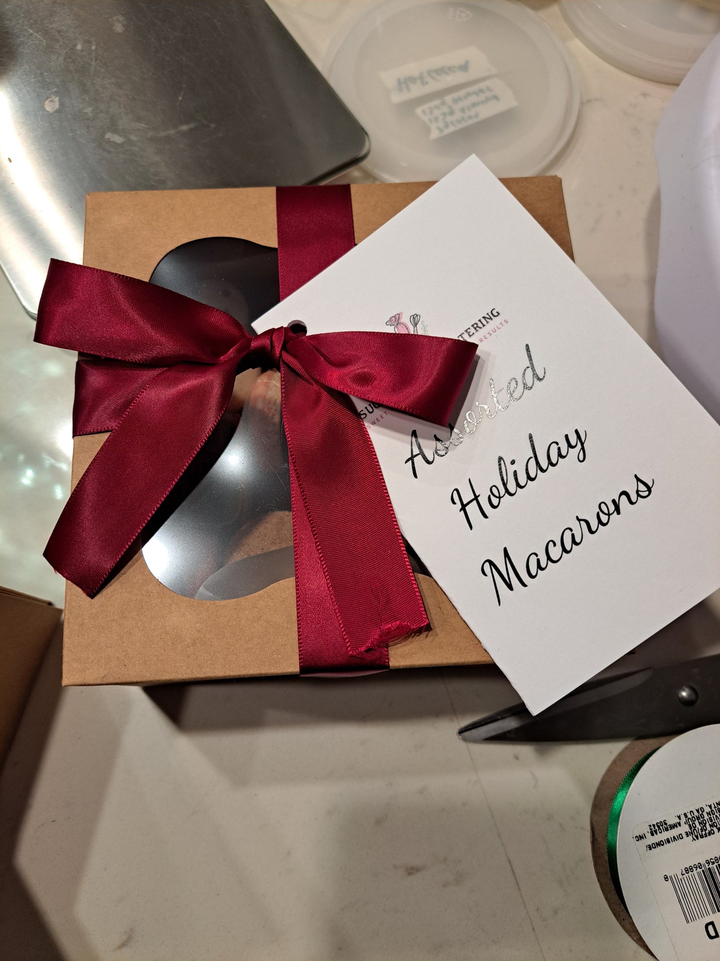 *PREORDER* Holiday Macaron Gift Box